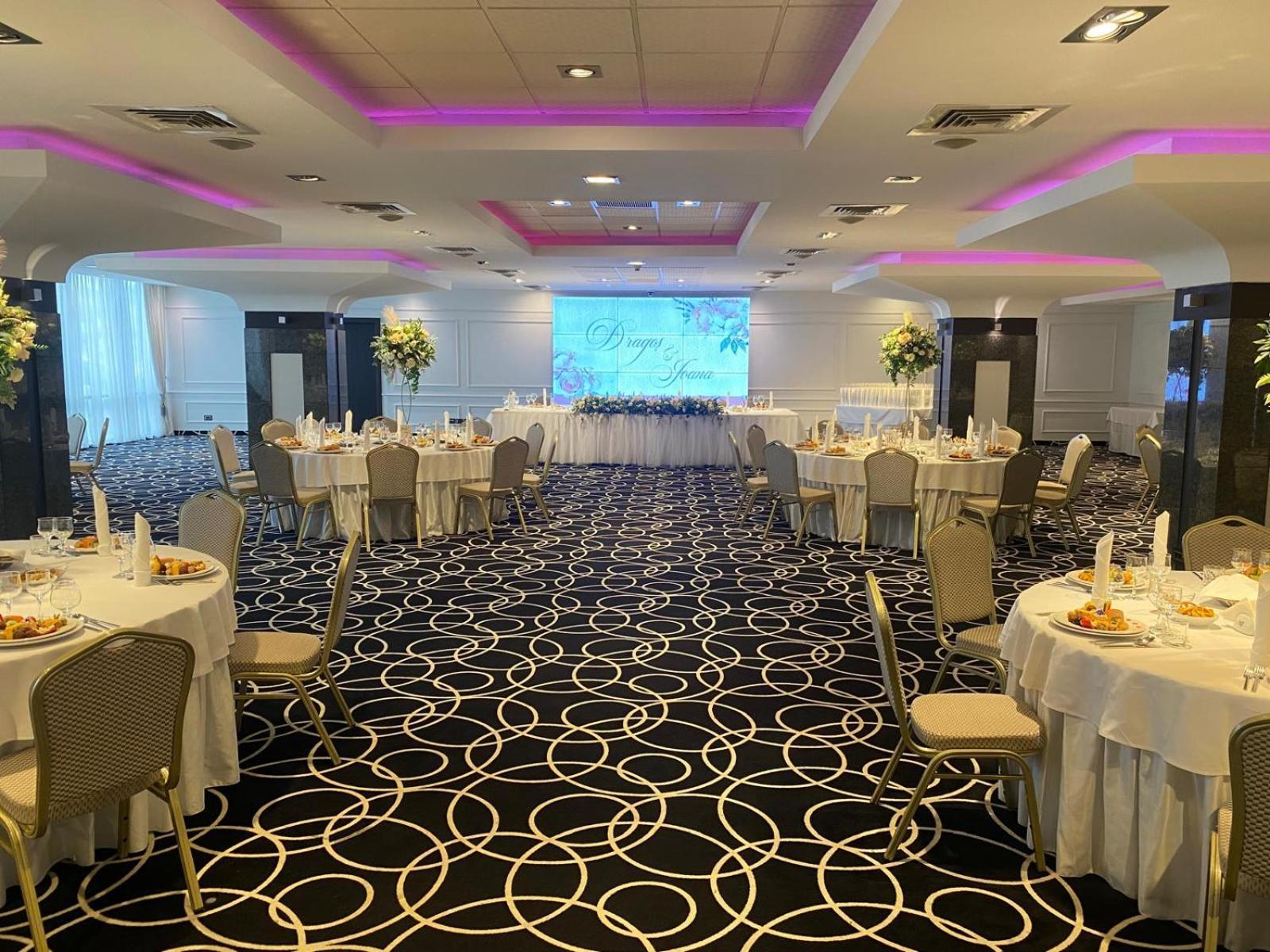 Business Hotel Conference Center & Spa Тыргу-Муреш Экстерьер фото
