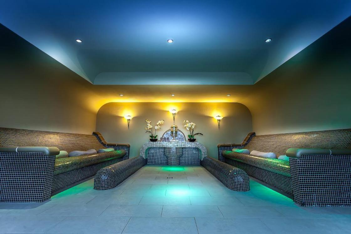 Business Hotel Conference Center & Spa Тыргу-Муреш Экстерьер фото