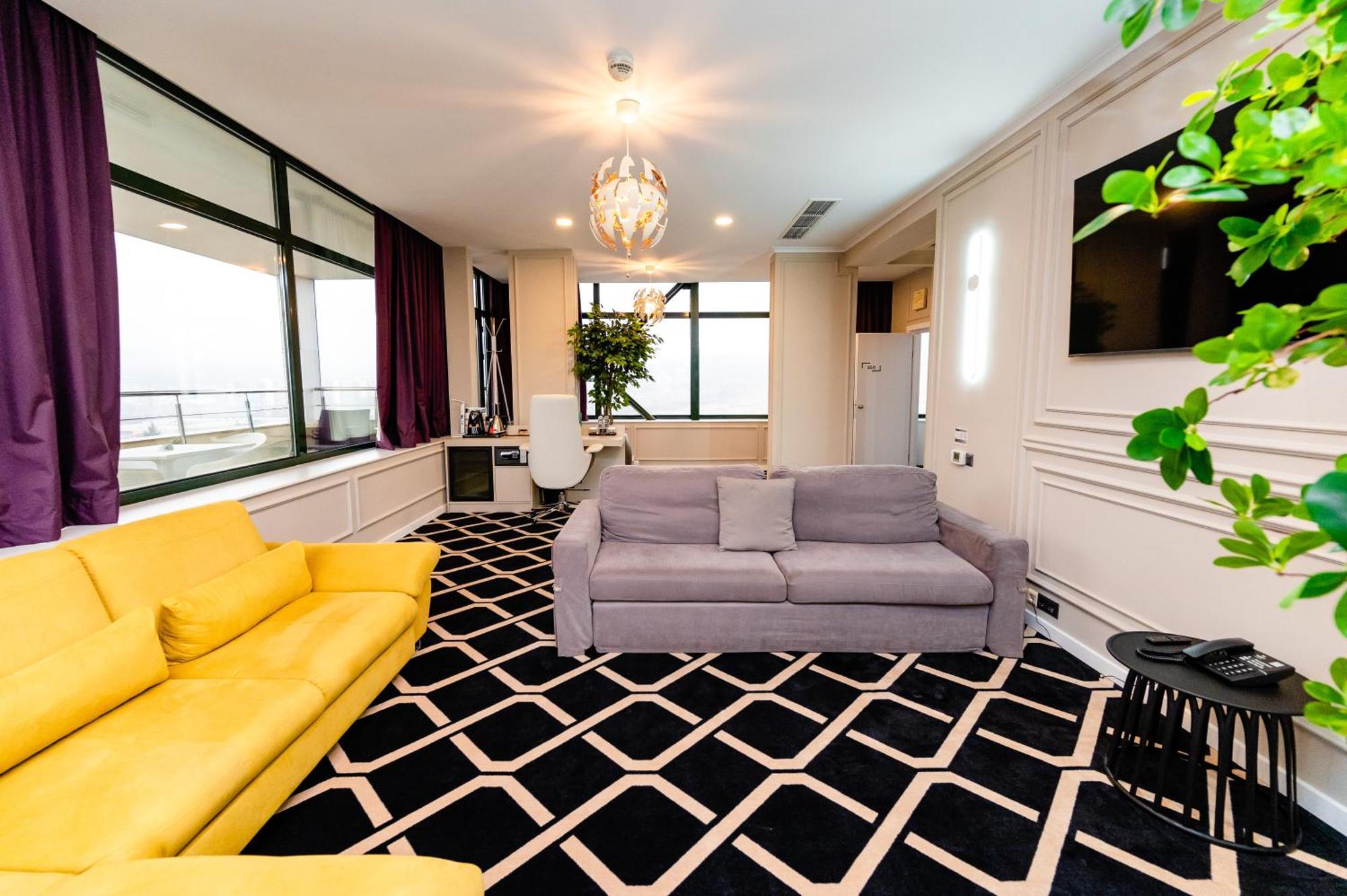 Business Hotel Conference Center & Spa Тыргу-Муреш Экстерьер фото